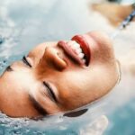 Brilhe nas Festas e no Verão: dicas de beleza para cabelos e pele para mulheres com 40 mais