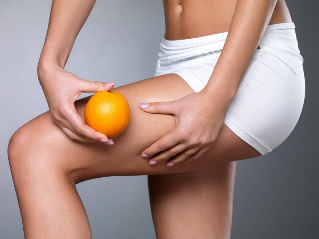 Conheça as 5 deliciosas frutas que serão as melhores aliadas no combate à celulite.
