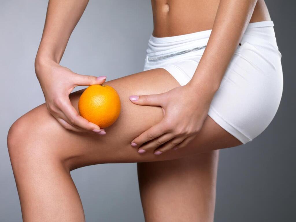 Conheça as 5 deliciosas frutas que serão as melhores aliadas no combate à celulite.