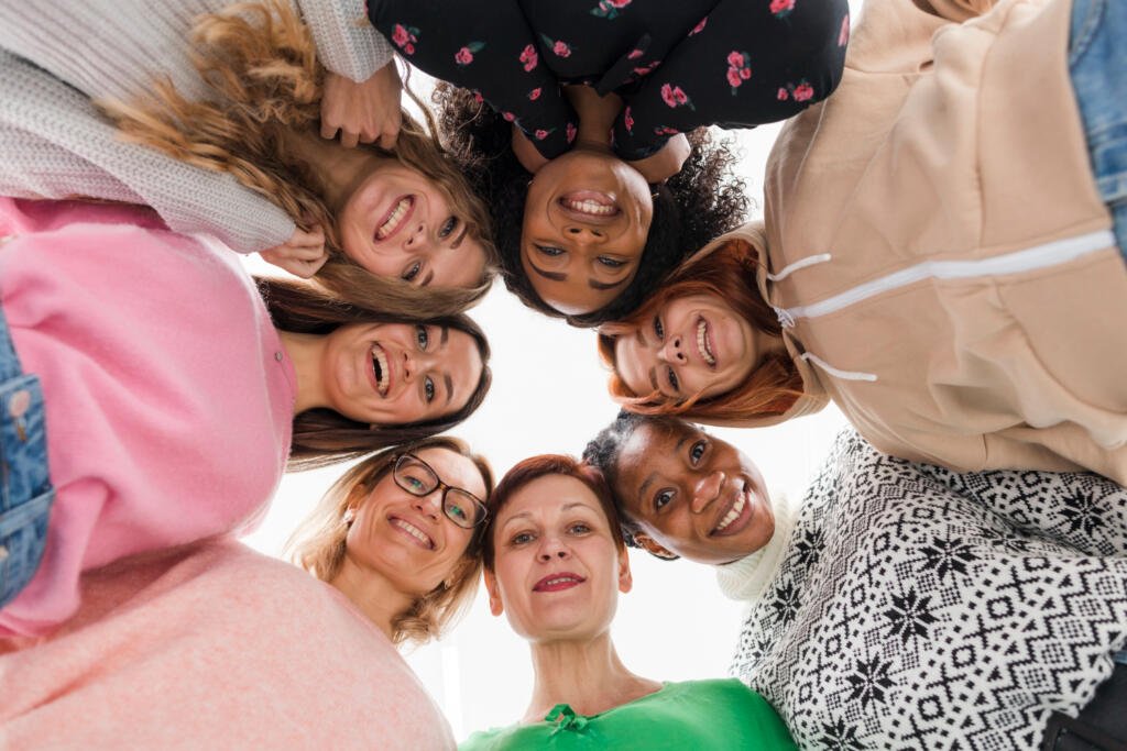 O dia Internacional da Mulher ajuda a fortalecer a busca pela igualdade de gênero.