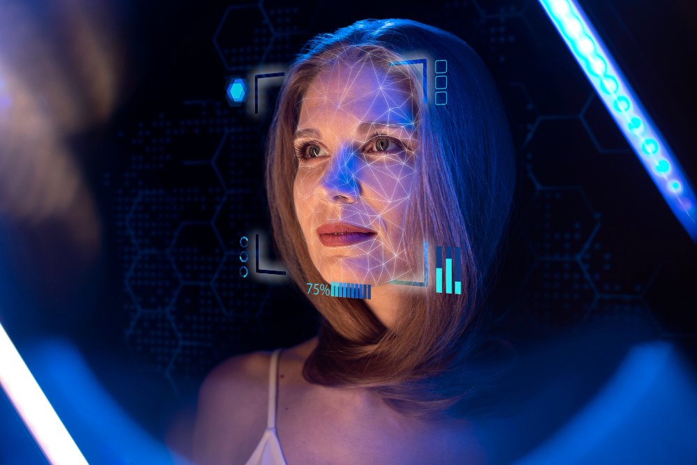 A Inteligência Artificial é capaz de analisar a pele com uma precisão que vai além do que é visível a olho nu. Então, podem recomendar rotinas de cuidados com a pele altamente personalizados.