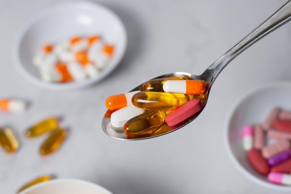 Suplementos Líquidos (em gotas) ou em Cápsulas? Veja como escolher o melhor para você.